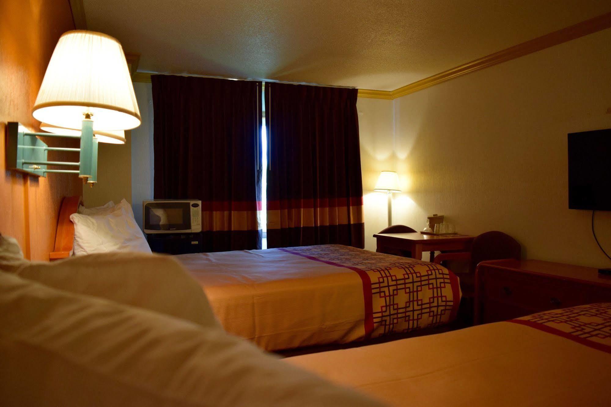 Snelling Motor Inn Mendota Ngoại thất bức ảnh